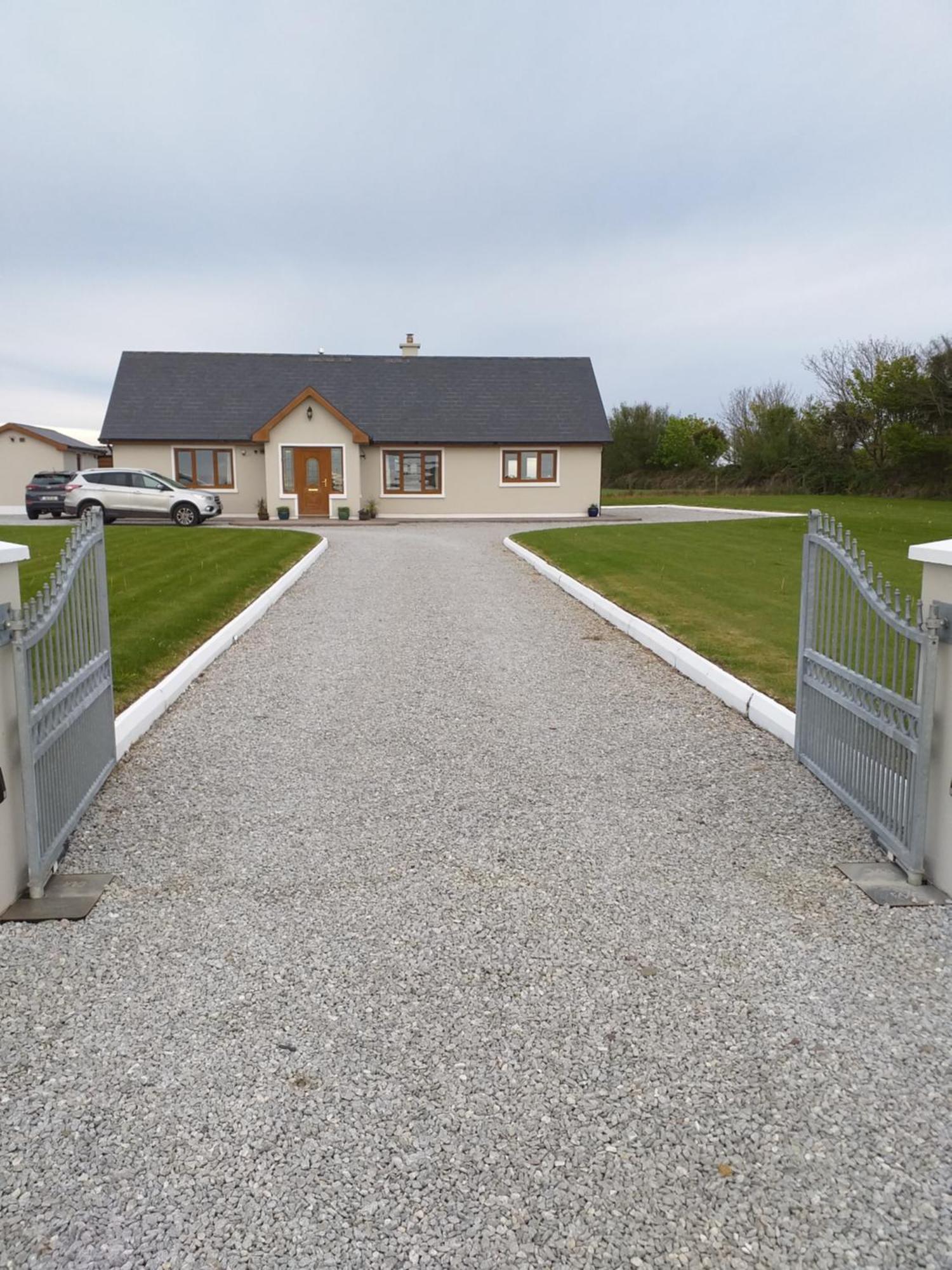 Beachmount House Garryvoe Buitenkant foto